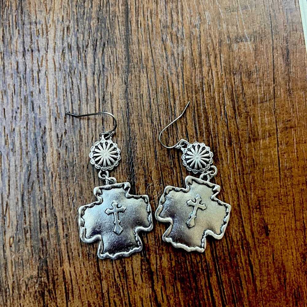 Silver cross dangling earring